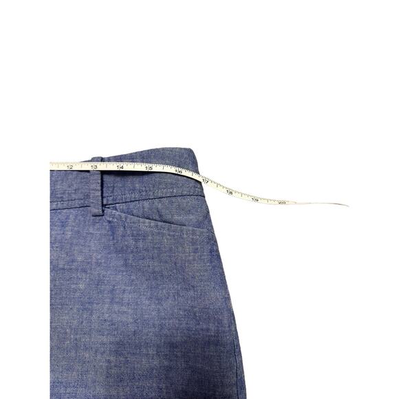 Talbots The Perfect Short Chambray Cotton 10' inseam Size 10 - Picture 5 of 6